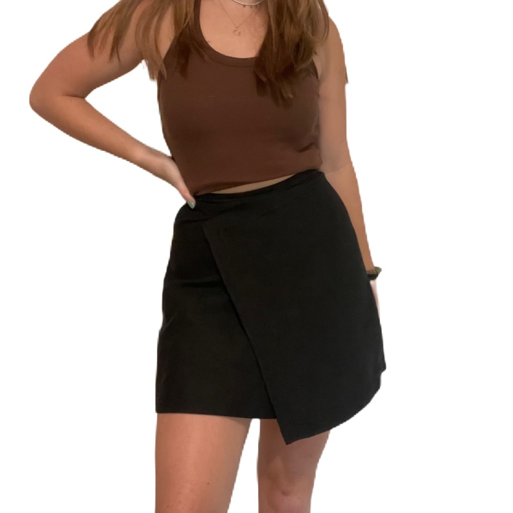 Carven Black Miniskirt size 38 (wears like a size 4 in US)